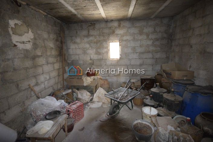 Image No.14-4 Bed Country House for sale