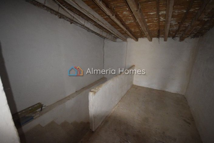 Image No.8-4 Bed Country House for sale