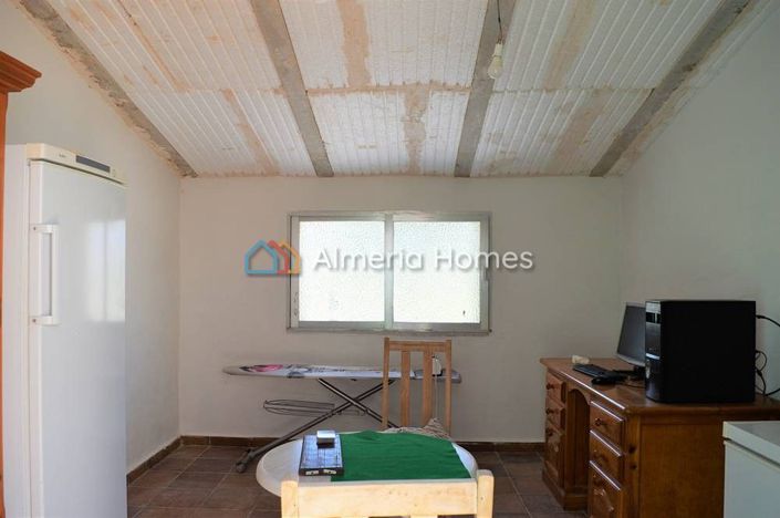 Image No.11-4 Bed Country House for sale