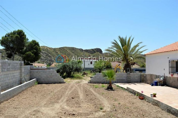 Image No.4-4 Bed Country House for sale