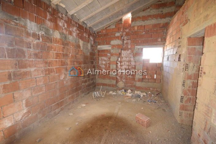 Image No.5-2 Bed Country House for sale