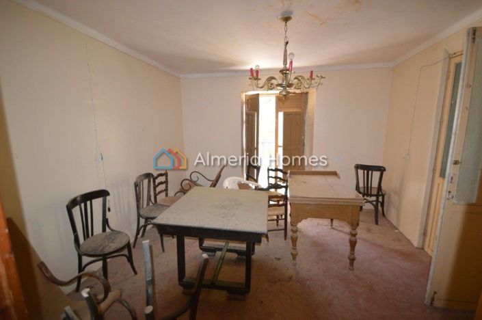 Image No.16-5 Bed Country House for sale