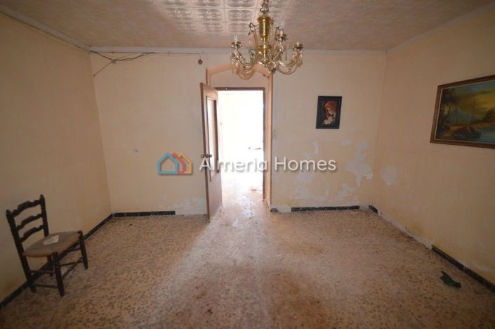 Image No.5-5 Bed Country House for sale