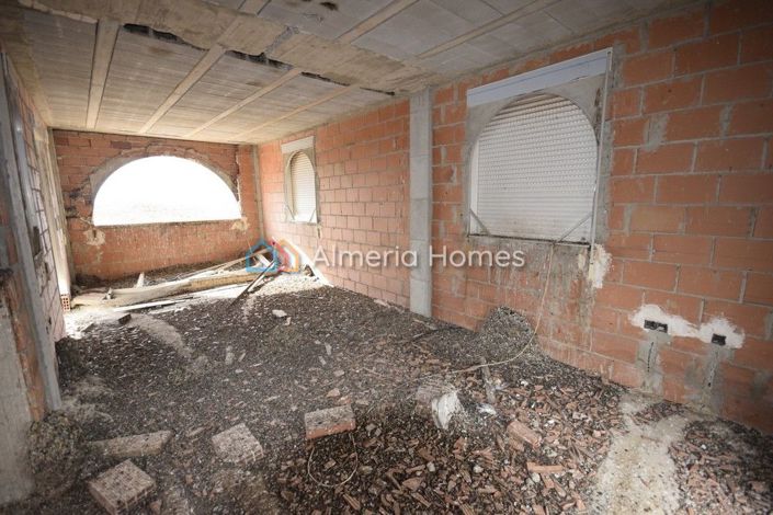 Image No.18-4 Bed Villa for sale