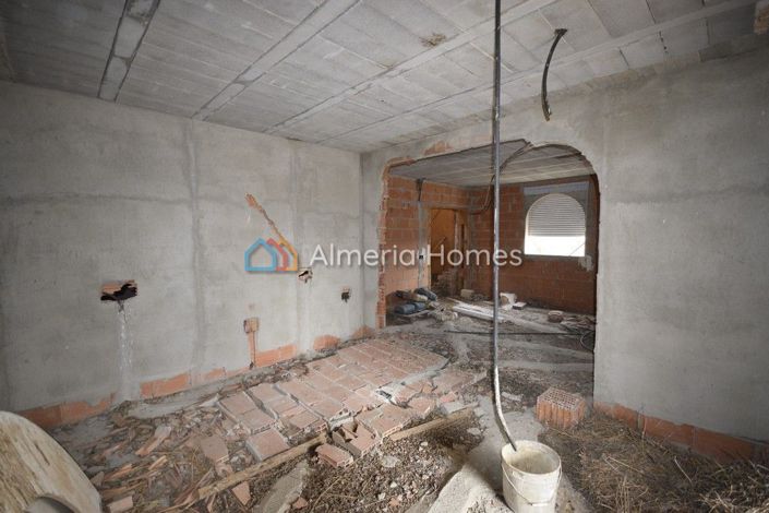 Image No.5-4 Bed Villa for sale