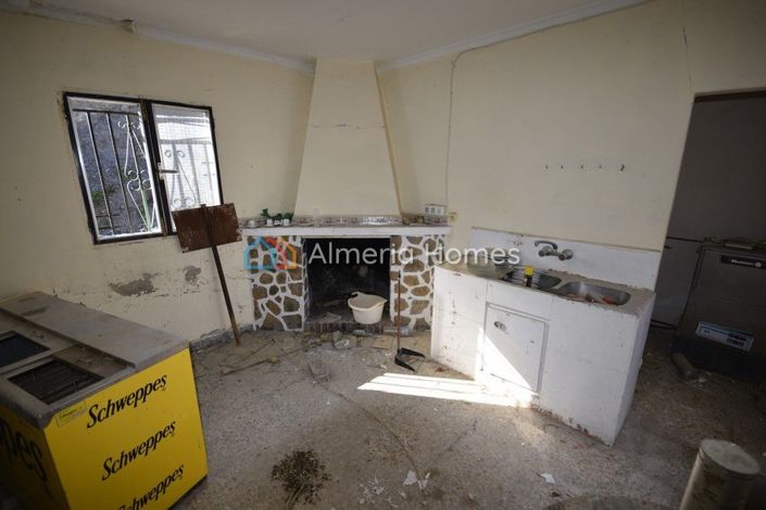 Image No.13-5 Bed Country House for sale