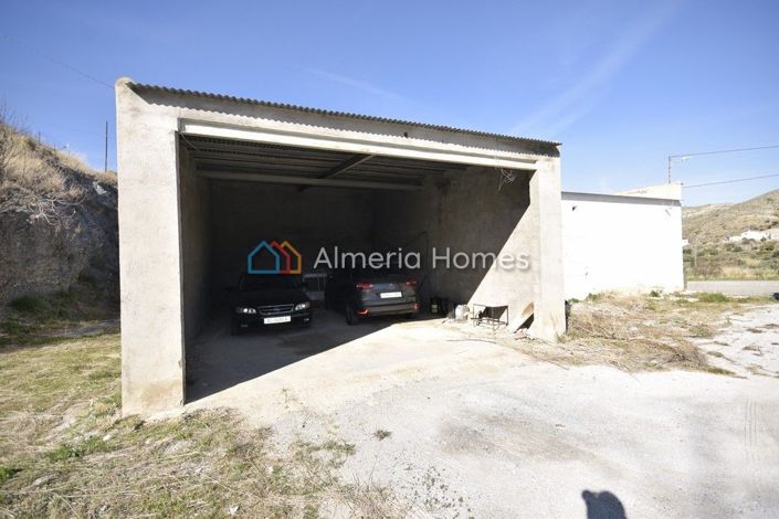 Image No.4-5 Bed Country House for sale