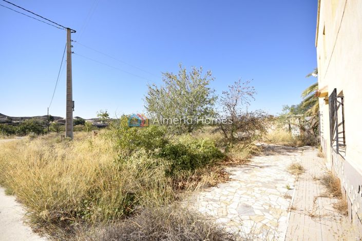 Image No.12-5 Bed Country House for sale