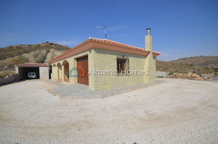 Image No.17-3 Bed Villa for sale