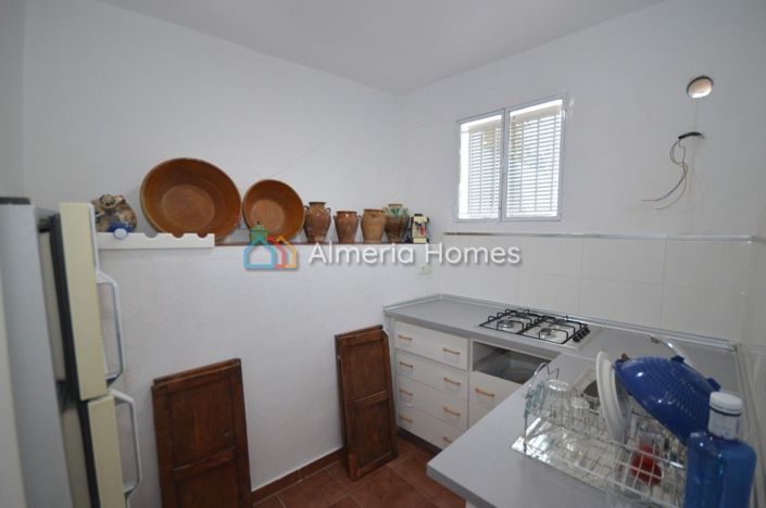 Image No.5-6 Bed Townhouse for sale