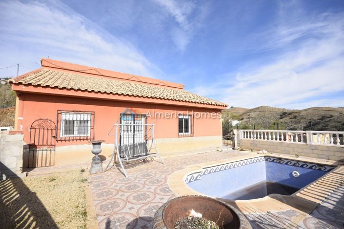 Image No.9-3 Bed Villa for sale