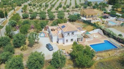 4 Bed Villa for sale