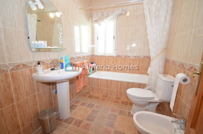 Image No.15-4 Bed Villa for sale