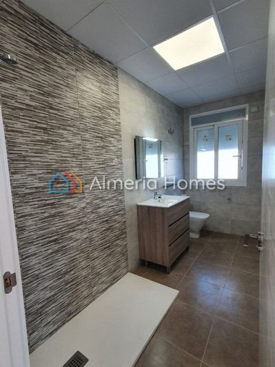 Image No.11-3 Bed Villa for sale