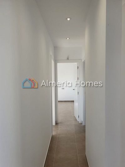 Image No.7-3 Bed Villa for sale