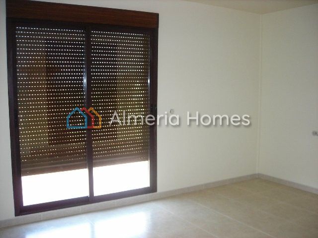 Image No.15-4 Bed Villa for sale