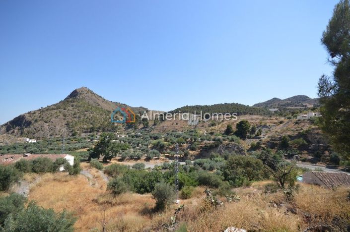 Image No.13-4 Bed Country House for sale