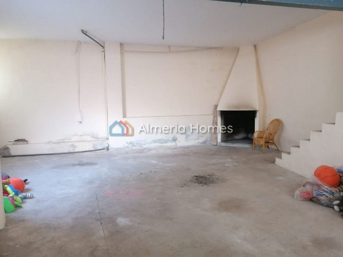 Image No.16-3 Bed Village House for sale