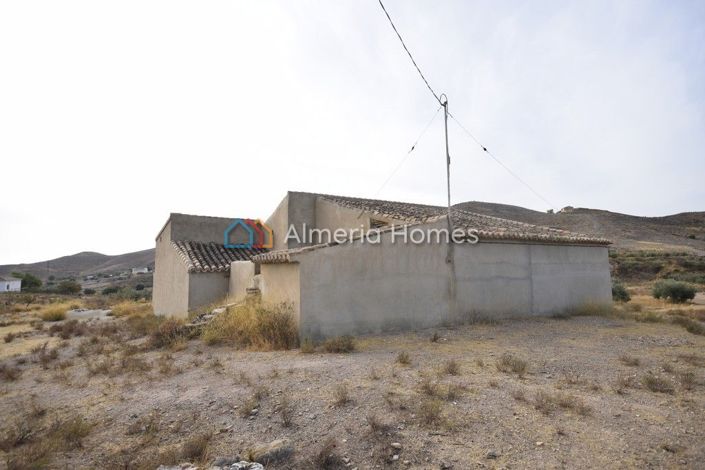 Image No.5-5 Bed Country House for sale