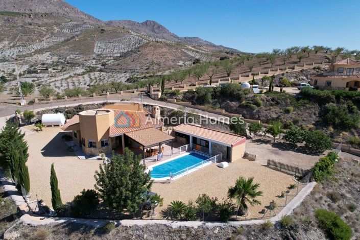Image No.4-3 Bed Villa for sale