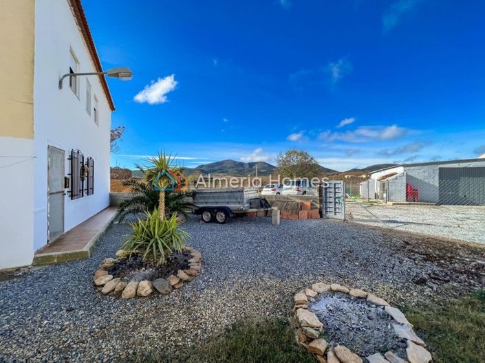 Image No.7-3 Bed Villa for sale