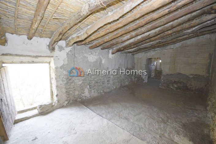 Image No.9-4 Bed Country House for sale