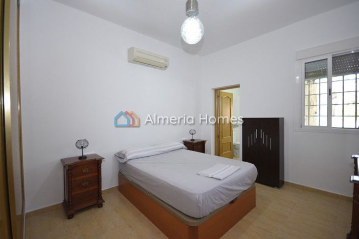 Image No.12-3 Bed Villa for sale