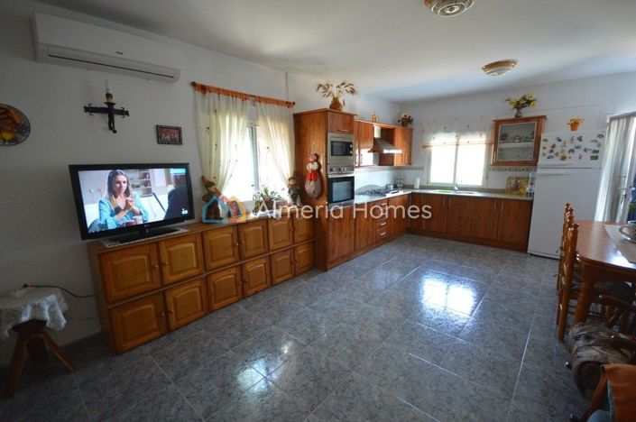 Image No.10-7 Bed Country House for sale