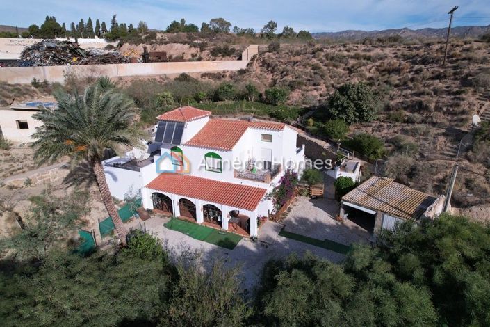 Image No.5-6 Bed Villa for sale