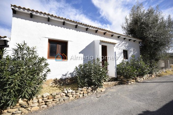 Image No.18-5 Bed Country House for sale