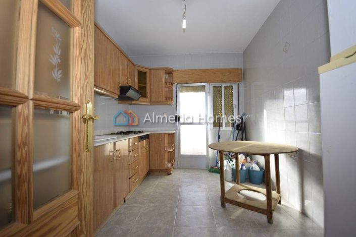 Image No.15-4 Bed Village House for sale