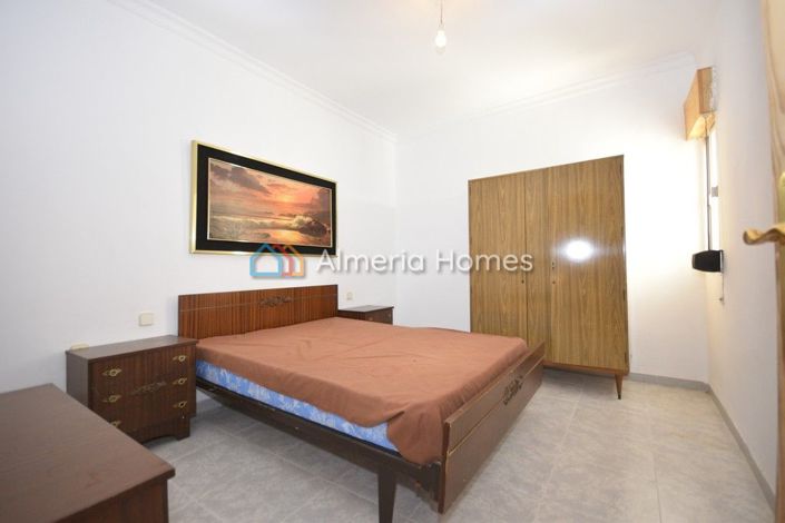 Image No.17-4 Bed Village House for sale