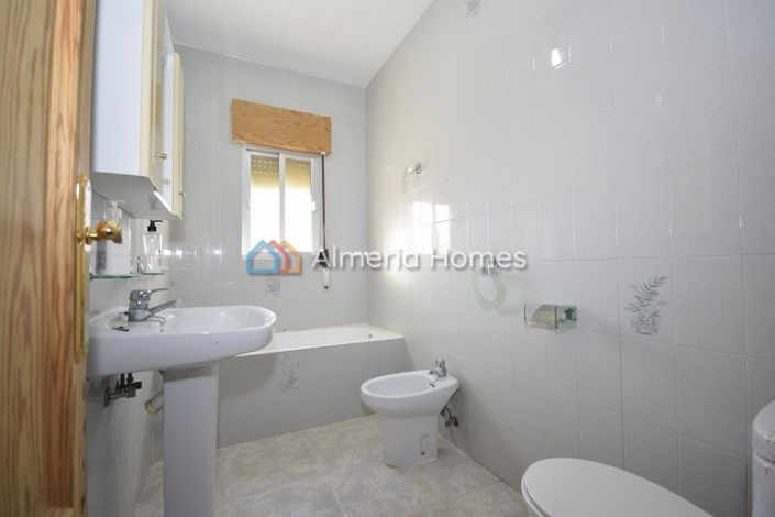 Image No.18-4 Bed Village House for sale