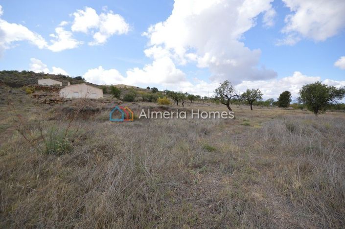 Image No.20-4 Bed Villa for sale