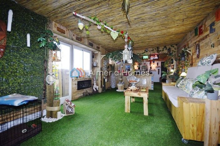 Image No.12-6 Bed Country House for sale