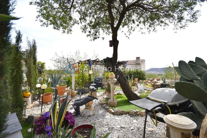 Image No.3-6 Bed Country House for sale