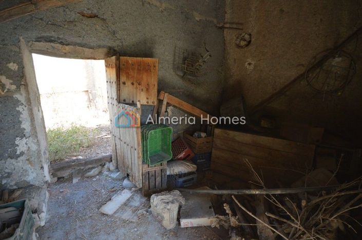 Image No.13-4 Bed Country House for sale