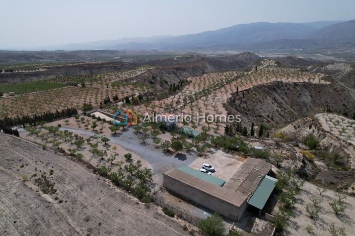 Image No.3-3 Bed Villa for sale