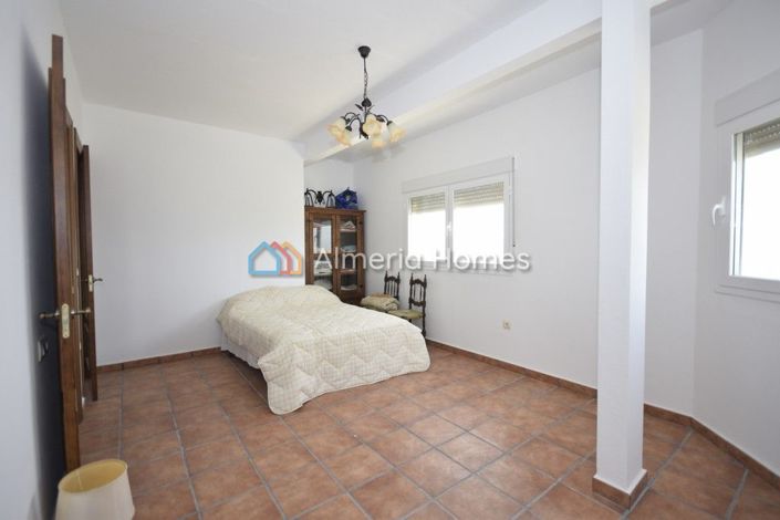 Image No.7-3 Bed Villa for sale