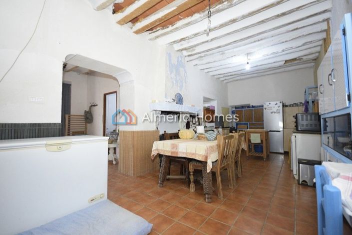 Image No.12-5 Bed Country House for sale