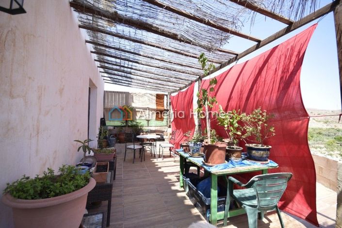 Image No.7-5 Bed Country House for sale