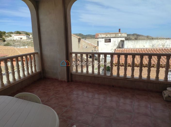 Image No.17-4 Bed Village House for sale