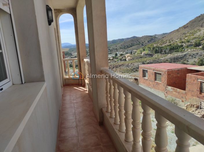 Image No.19-4 Bed Village House for sale