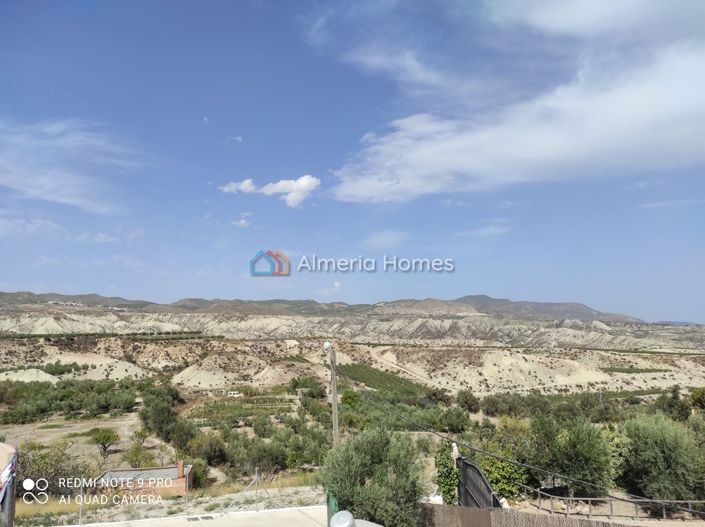 Image No.26-4 Bed Village House for sale