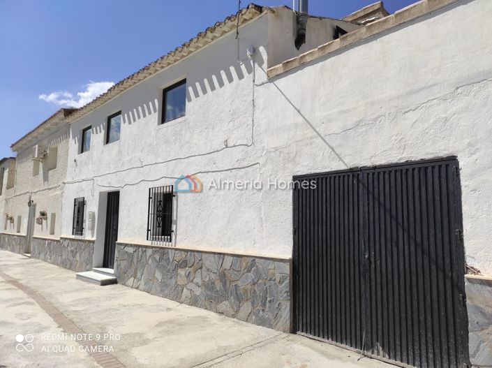 Image No.28-4 Bed Village House for sale