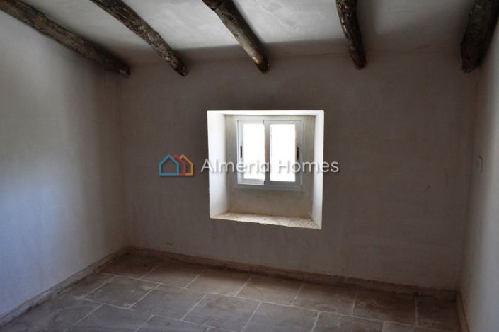 Image No.8-2 Bed Village House for sale