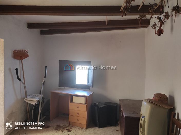 Image No.5-5 Bed Country House for sale