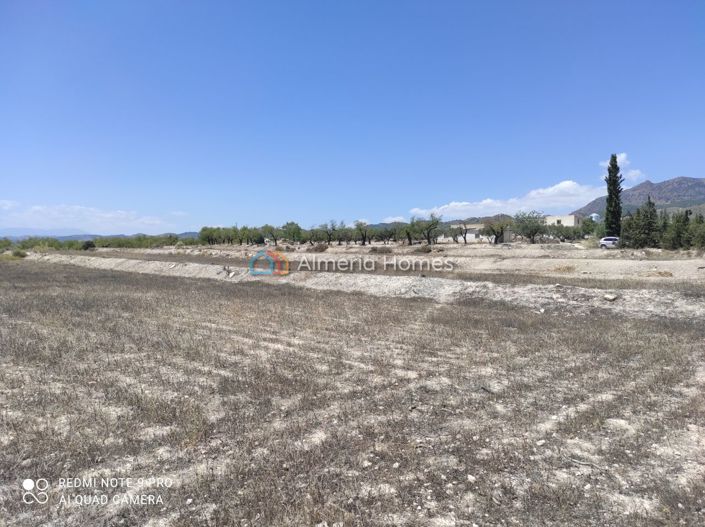 Image No.18-2 Bed Country House for sale