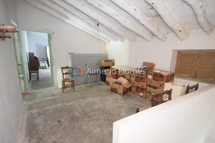 Image No.15-4 Bed Country House for sale