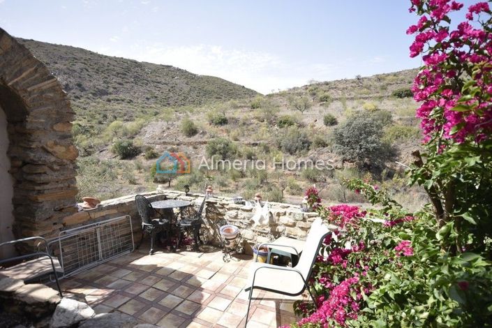 Image No.10-3 Bed Country House for sale